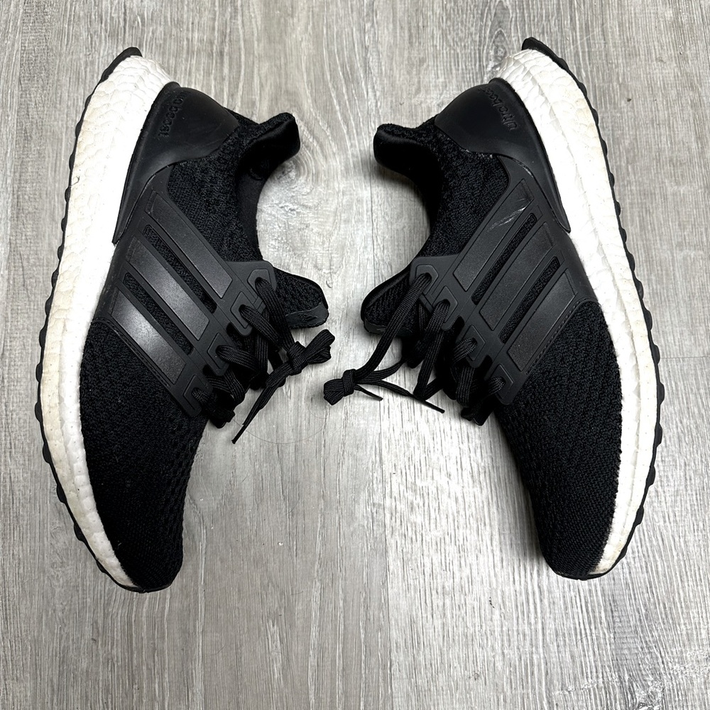 Adidas Ultraboost 1.0 women’s running shoe size 8
